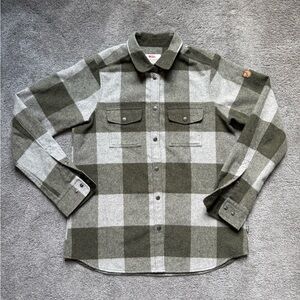 Fjallraven Women’s Canada Shirt